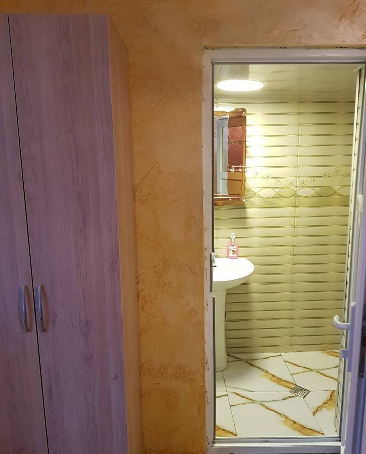 באטומי Guest House Saba מראה חיצוני תמונה