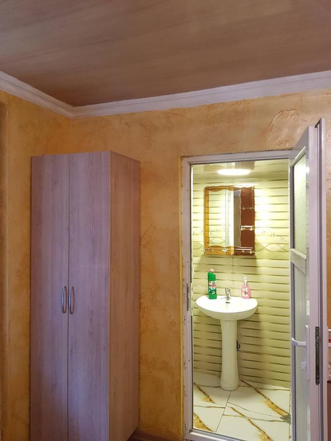 באטומי Guest House Saba מראה חיצוני תמונה